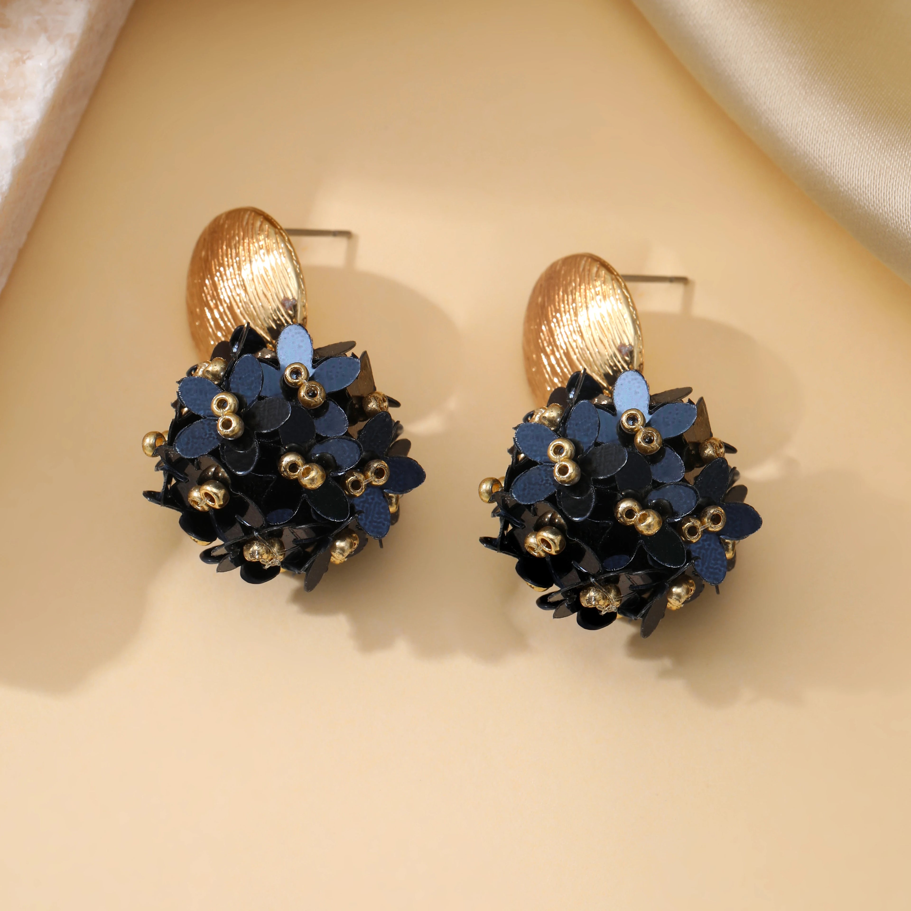 INKDEW Flower Petal Beads Big Round Drop Earrings For Women Long Earrings Handmade Fashion Jewelry Gift boho EA153