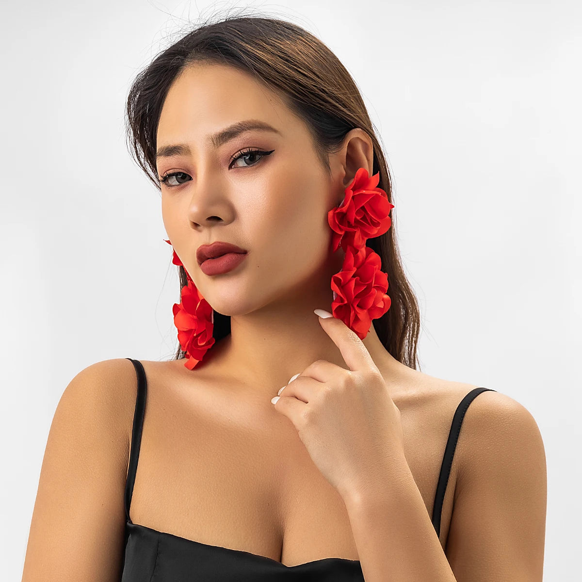 Exaggerated Red Petal Flower Drop Earrings for Women Boho Handmade Long Tassel Rose Fairy Dangle Earrings Aesthetic Jewelry New