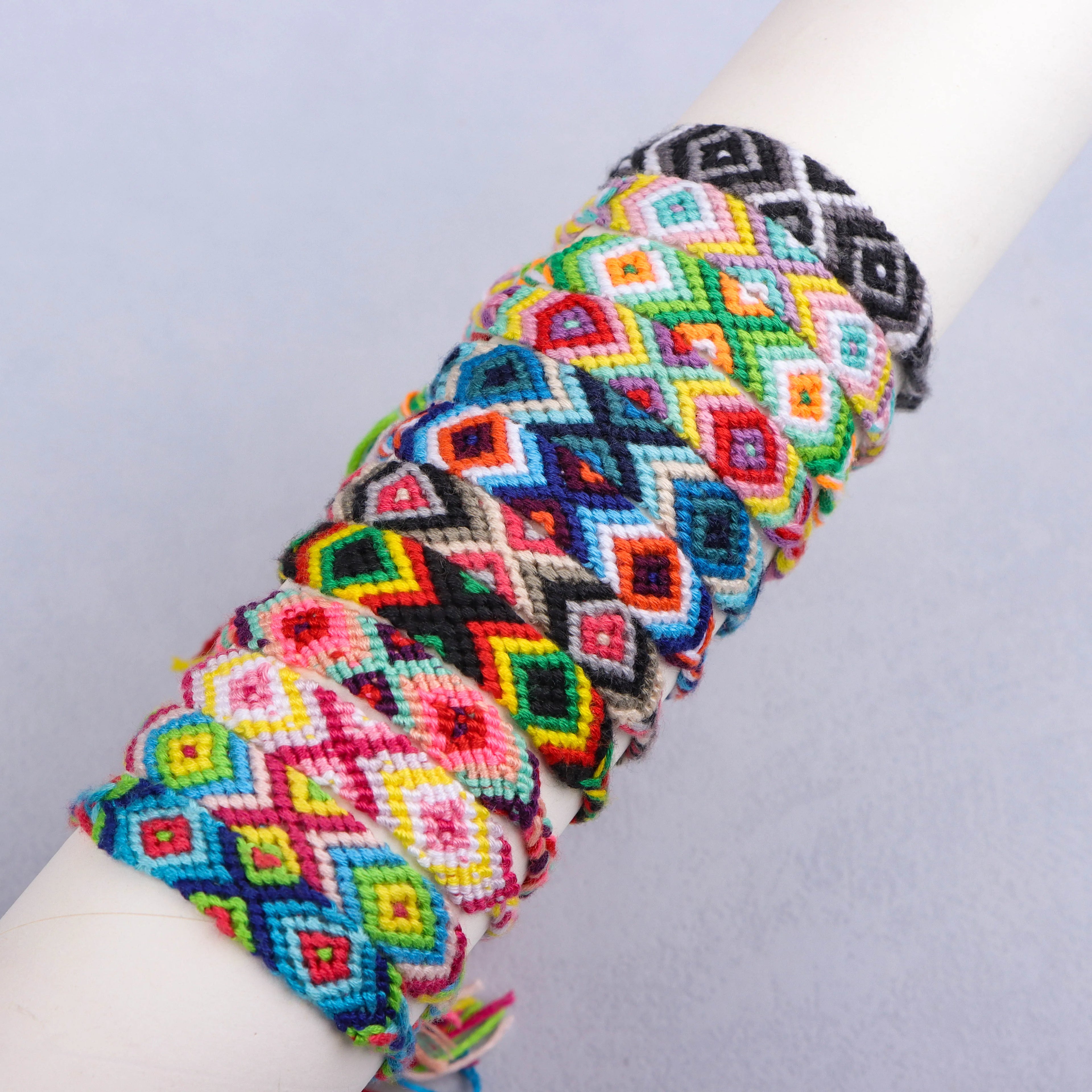 6Pcs/Lot Colorful Bohemian Handmade Woven Bracelets With Adjustable Daily Wear Birthday Party Gifts For Men  Women