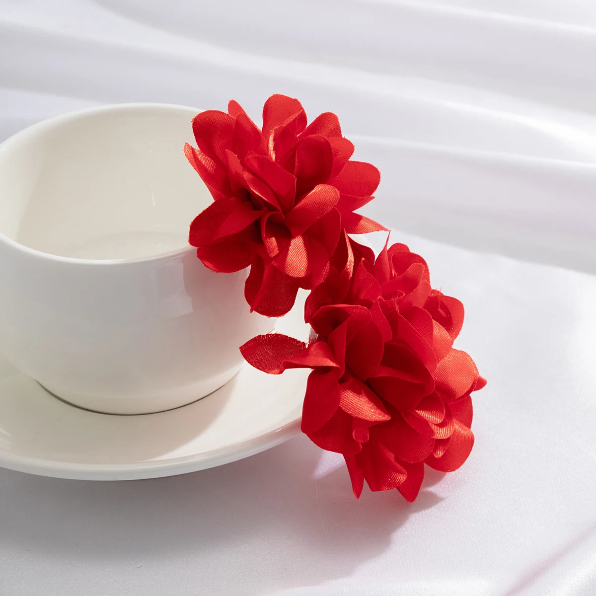 Exaggerated Red Petal Flower Drop Earrings for Women Boho Handmade Long Tassel Rose Fairy Dangle Earrings Aesthetic Jewelry New