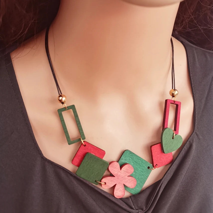 Vintage Handmade Geometric Wooden Bib Necklaces Pendants Women Wood Heart Flower Necklace Ethnic Fashion Jewelry Gifts