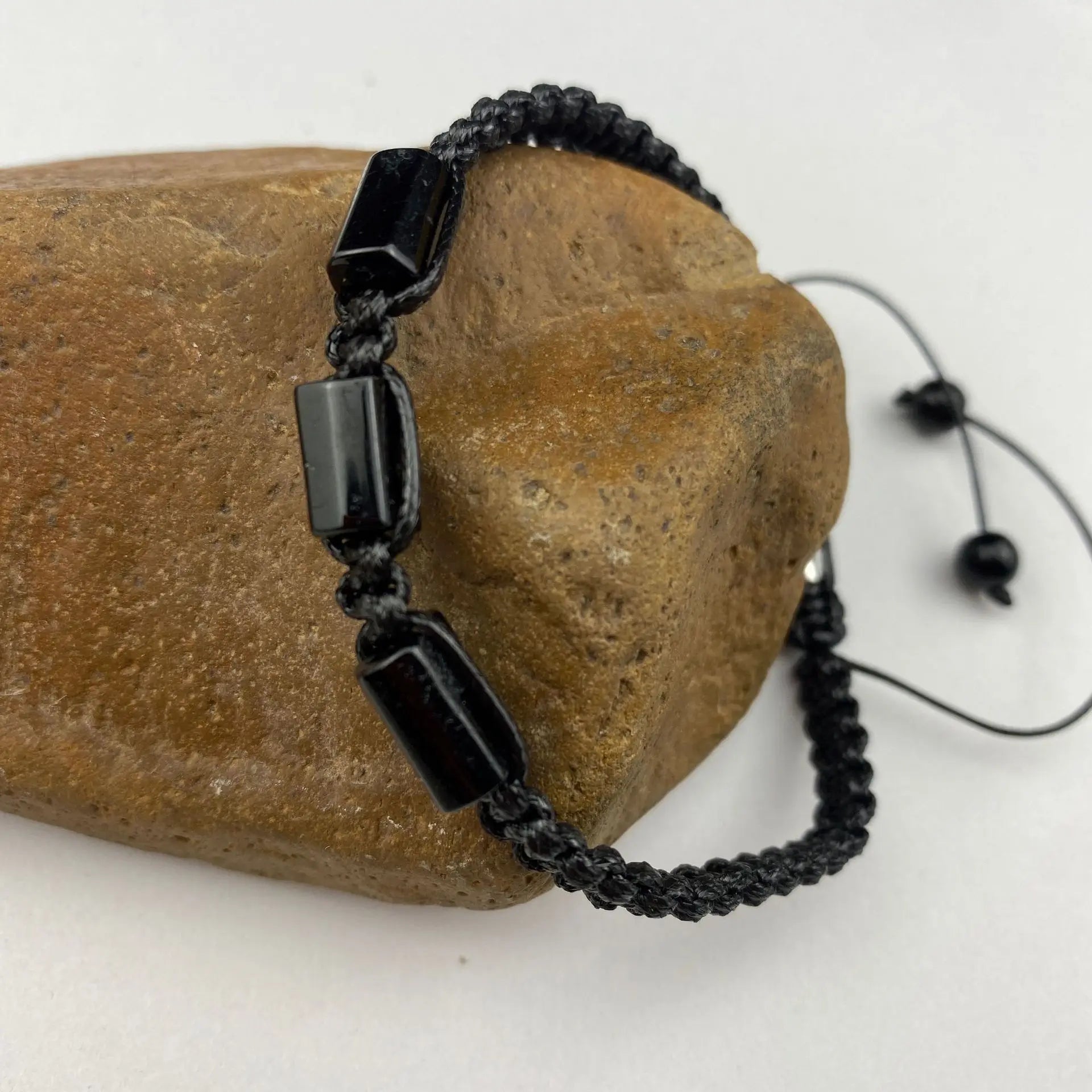 Irregular Natural Black Tourmaline Bracelet Men Handmade Braided Bad Energy Protection Crystal Bracelets Adjustable Jewelry X168