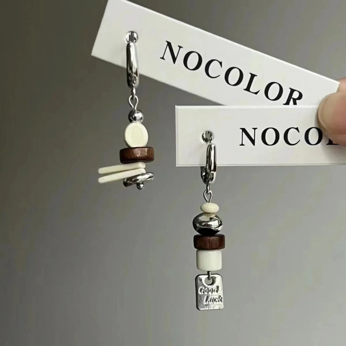 2025 Trend Vintage Designer Dangle Asymmetric Handmade Beads Drop Earrings Woman Korean Fashion Dopamine Metal Earrings Gift