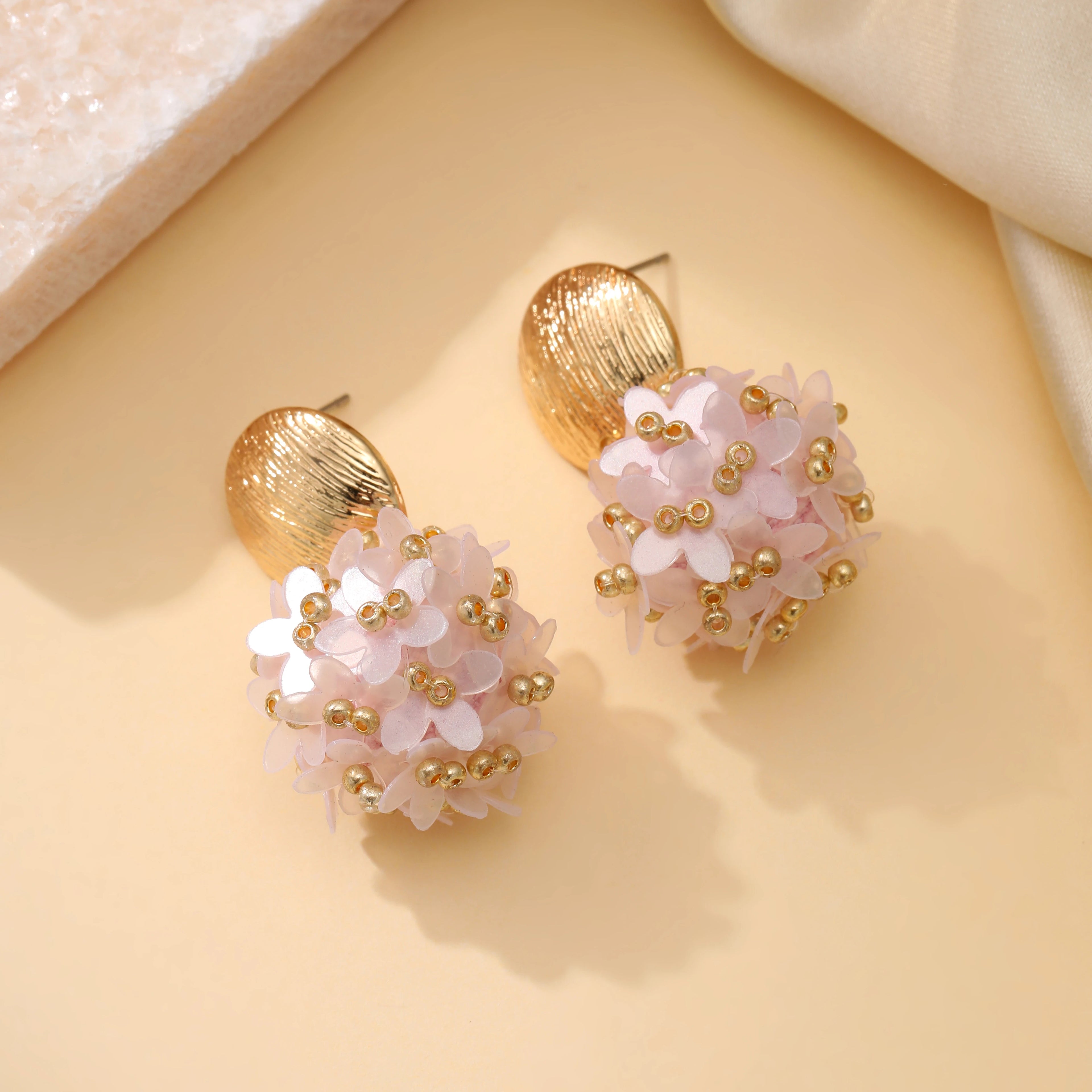 INKDEW Flower Petal Beads Big Round Drop Earrings For Women Long Earrings Handmade Fashion Jewelry Gift boho EA153